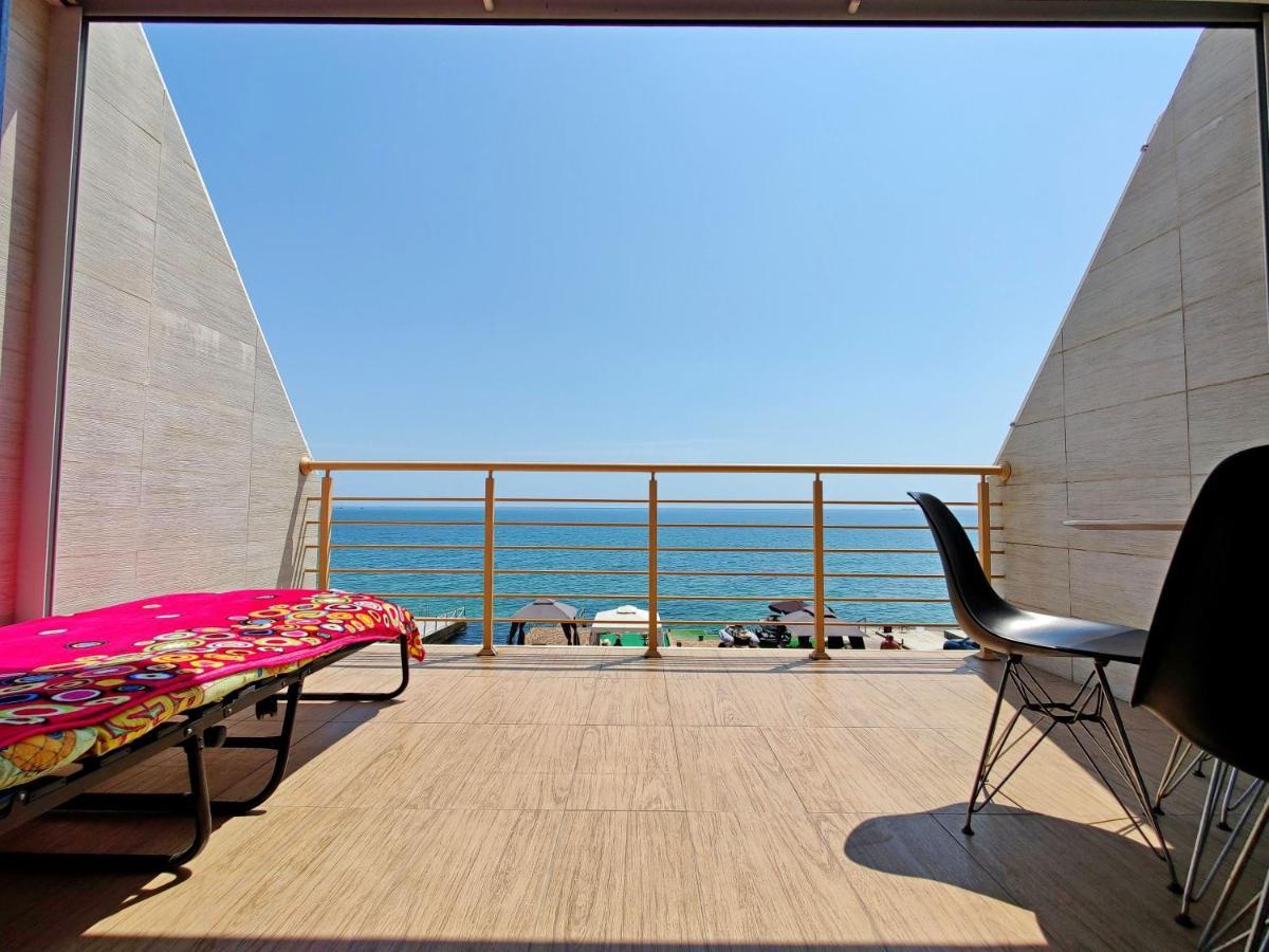 Vip Apartments Sovinion Odessa Exterior foto